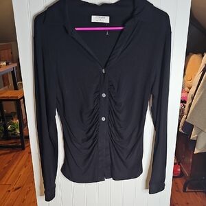 Zenana Outfitters Black Ruched Button-Down Shirt